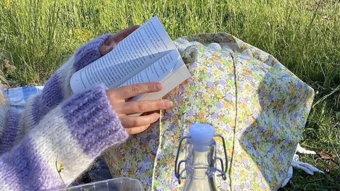 Kitabı kapağına göre alanlardan mısınız, yoksa içeriğine göre mi?
