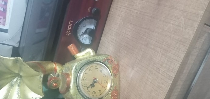 Plakları çizmeyen sesi çok iyi olan bir pikap önerir misiniz?
