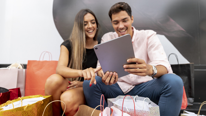 Hadi, ankete katıl! Alışverişin en şanlı günü Black Friday’de hangi ürünleri satın almayı düşünüyorsun?