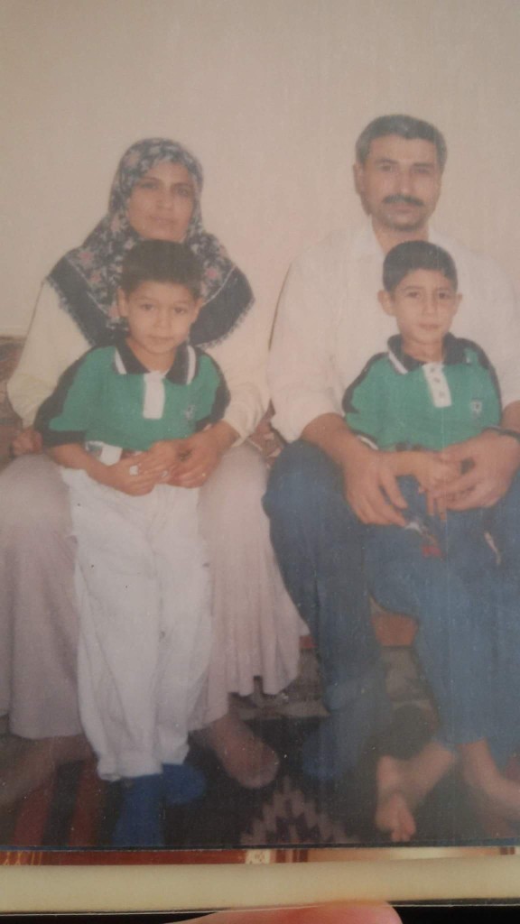 Müge Anlı sosyal medya hesabından çocukluk resmini paylaştı, olay oldu! Siz çocukluğunuza dönmek için neler yapıyorsunuz?