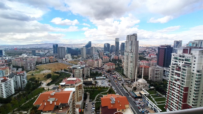 Galerinizdeki son fotoğrafı atabilir misiniz?