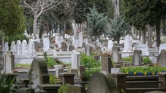 Öleceğiz, genç veya yaşlı peki ya sonra?