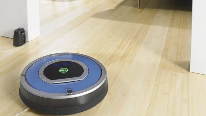 Annenize robot süpürge alsanız çok sevinir mi?