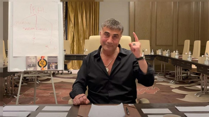 Sedat Pekere tweet yasağı geldi, takip ediyor musunuz?