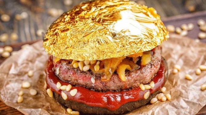 52.000 liralık hamburgerin görüntüsü nasıl sizce?