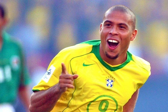 Ronaldo Nazario 45 yaşında! Sizce hangi Ronaldo daha başarılı?