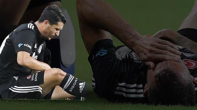 Revir JK! Sizce Beşiktaş'ta yaşanan sakatlıkların sebebi nedir?
