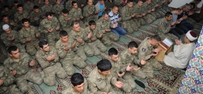 Türk Askerlerine, 90 yıldır süren Namaz yasagının kalktıgını biliyor musunuz?