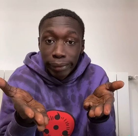 Bende uyandırdığınız ruh haline göre Pinterest'imden memes vereyim mi?