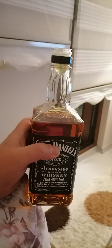 Viski sek içilir mi acı olur mu?
