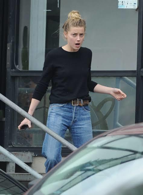 Amber Heard mı Hande Erçel mi?