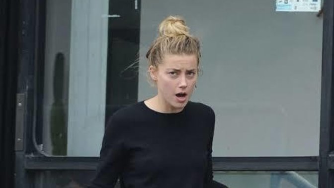 Amber Heard mı Hande Erçel mi?
