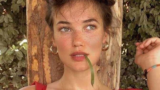 Pınar Deniz mi Neslihan atagul mü daha güzel?