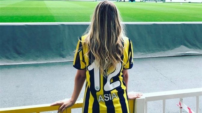 Hangi takımı tuttuğunu tahmin edeyim mi?