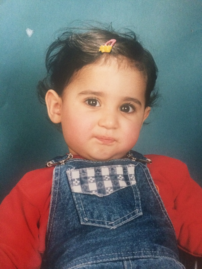 Bebeklik fotoğrafınız duruyor muu?