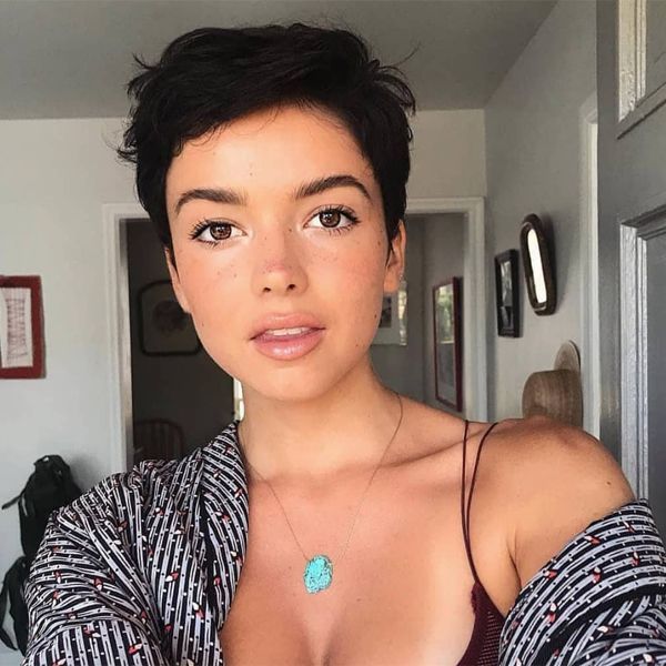 Pixie model saçlar kadınları feminenlikten uzaklaştırıyor mu?