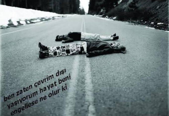 İşime gelmeyen her konuda çevrimdışıyım😏😏