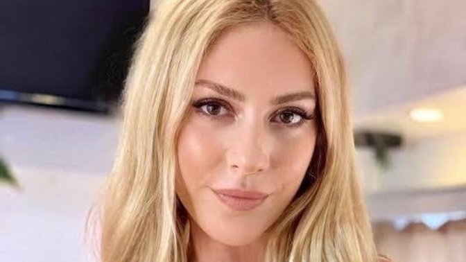 Sinem Kobal güzel mi sizce?