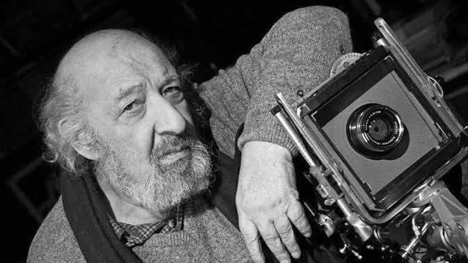 Bugün dünyaca ünlü fotoğraf sanatçımız Ara Güler'in ölüm yıl dönümü. Ondan bahsedelim mi?