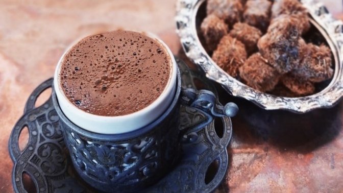 Akşam kahveleri içildi mi?
