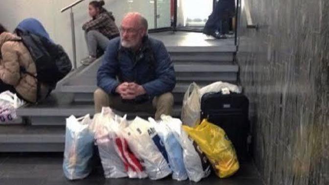 Alışveriş yapan sevgilinizi en fazla kaç dakika beklemeye tahammül edersiniz?