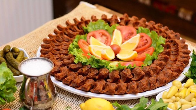 Çiğköftenin yanında tercihin ayran mı şalgam mı?