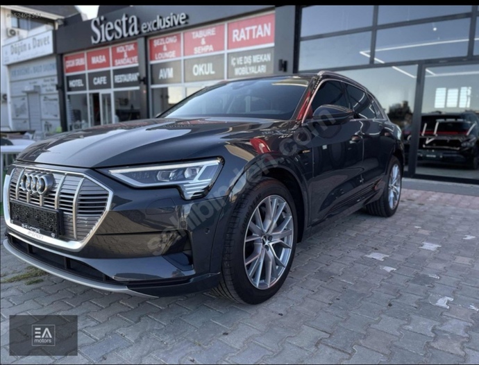 Porsche mi yoksa Audi mi siz olsanız hangisini satın alırsınız?