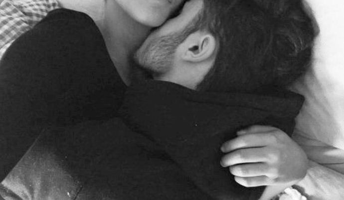 Sevdiğiniz kişi ile bir gece sadece sarılıp uyumak için feda edebileceklerinizin sonu var mı?