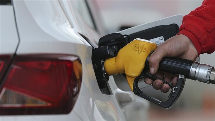 Motorine 23 kuruş zam geldi! Dizel araba kullanmak da artık eziyet mi oldu?