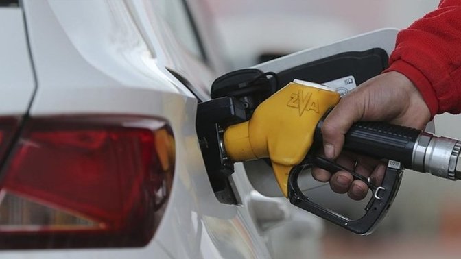 Motorine 23 kuruş zam geldi! Dizel araba kullanmak da artık eziyet mi oldu?