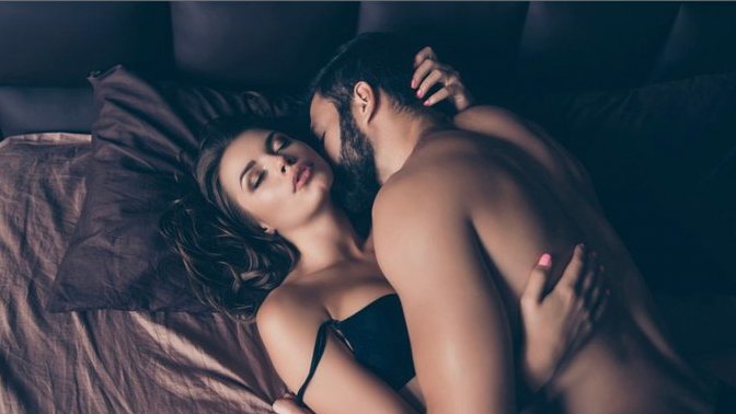 Seks yaparken sizi sıkı sıkı kavrayan partner size ne düşündürür?