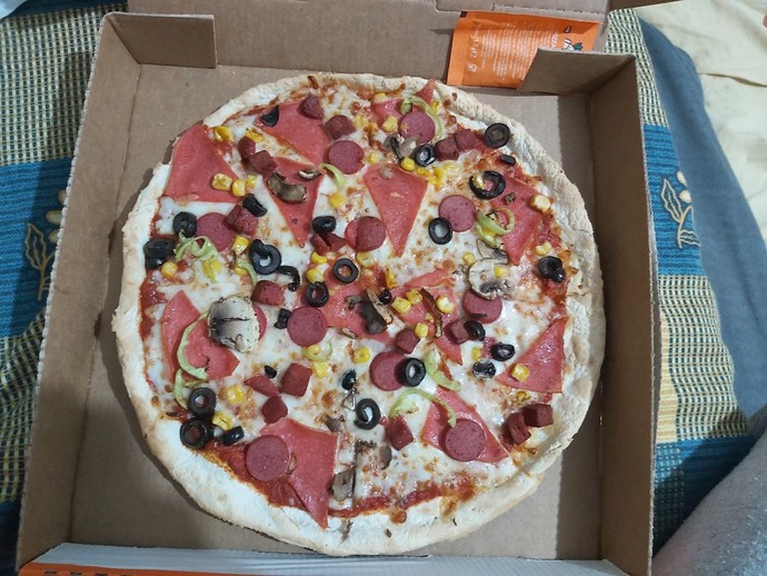 Kadınların pizza yemesi sizce kışkırtıcı mı?