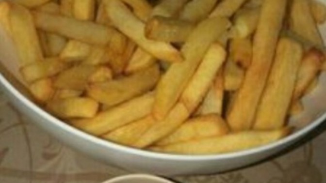 Patates kızartması yer misin çocuk adam / kadın?
