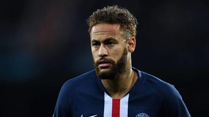 Neymar, 2022 Dünya Kupasından sonra futbolu bırakabilir! Siz onun bu kararı hakkında ne düşünüyorsunuz?