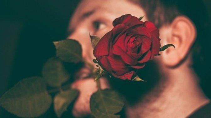 Romantik olmayan bir erkeğin sorumlusu kadın mıdır?