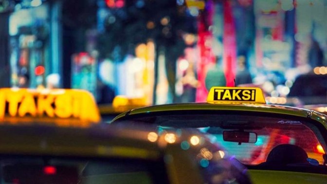 Avrupa Yakası'na geçmek isteyen turistten, 400 Dolar vize parası alan taksiciye neler demek isterdiniz?