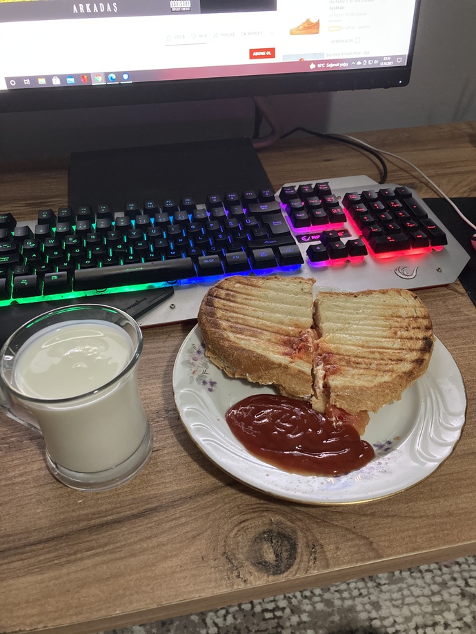 Size de gece gece tost perileri uğradı mı?
