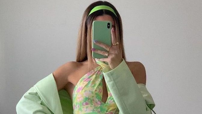 Yeşilin tonları bu yıl moda oldu! Siz kombinlerinizde bu yıl hangi renkleri tercih ettiniz?