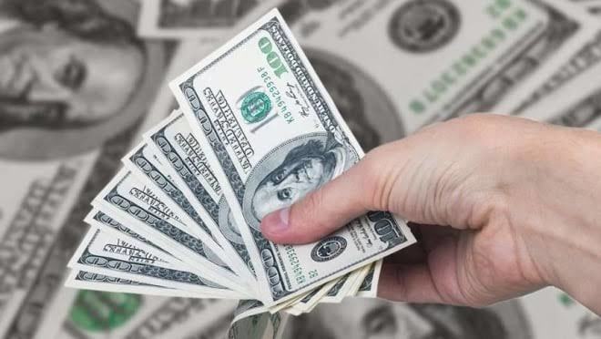 Artık kimlik göstermeden bir dolar bile bozdurulamayacak. Bu konuda ne düşünüyorsunuz?