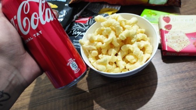 Eyy obur KScan, abur cuburun yanında hangi içeceği tercih ediyorsun?