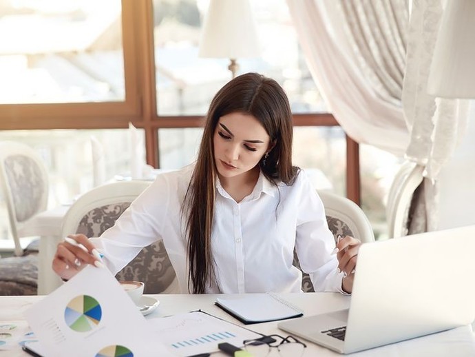 Yetenekli bir iş kadını olmak için öncelikle neler yapılması lazım?
