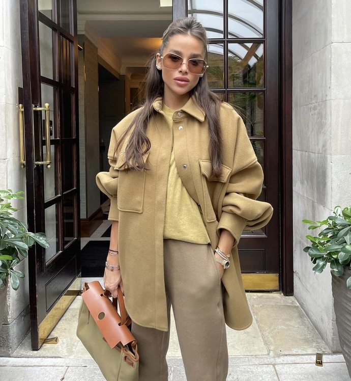 Son dönemin en güzel giyinen fenomenlerinden hangisi tam bir moda ikonu?