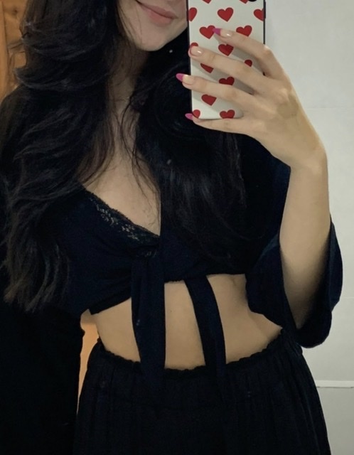 Günlük kıyafetlerinizi bikini üstü ile kombinler misiniz?