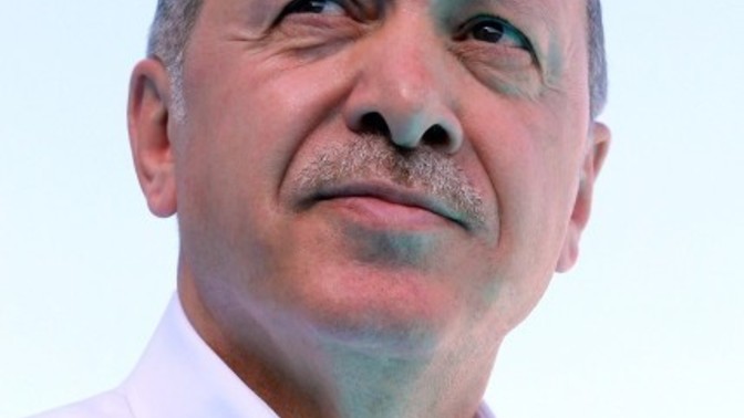 Pazar günü seçim olsa oyunuzu kime verirsiniz?