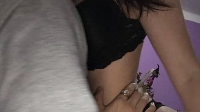 Kadının kucağında oturması çok zevk verir mi?