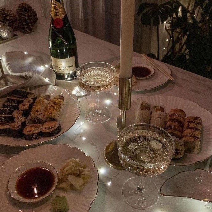 Dünyada herhangi birini seçme şansınız olsa, kiminle akşam yemeği yemek isterdiniz?