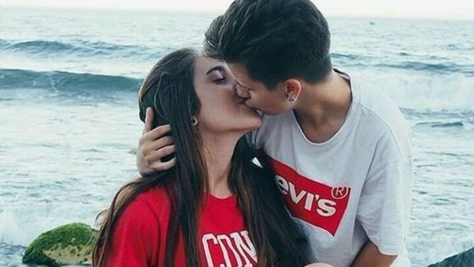 Hayatta bir seçeneğin olsa flörtöz mü olmak isterdin, yoksa aşk insanı mı?