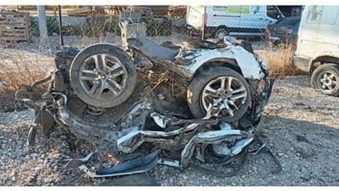 42 bin TL’ye satışa çıkan hurda Clio alıcı bulmuş. Kaç TL'ye kadar hasarı takmazsın?