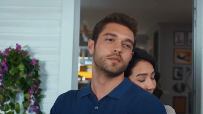 Sıkı sıkı sarılmak i̇stediğiniz biri var mı?