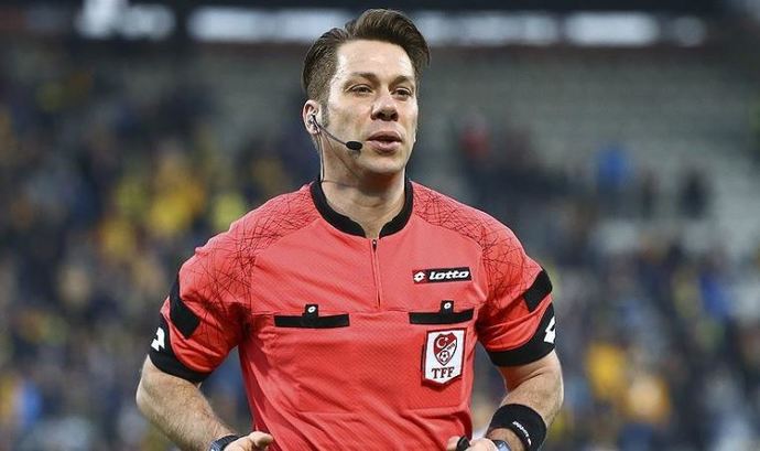 Beşiktaş - Galatasaray derbisine Fırat Aydınus hakemlik yapacak. İyi seçim mi?
